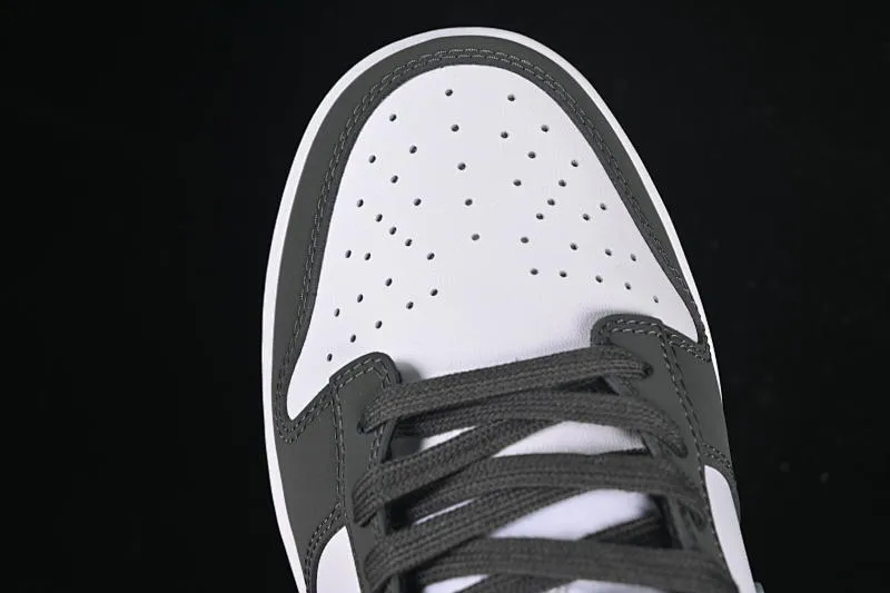 All categories Nk SB Dunk series Nk SB Dunk Low low-top sneakers Nike SB Dunk Low white anthracite low-top casual sneakers IB3079-100